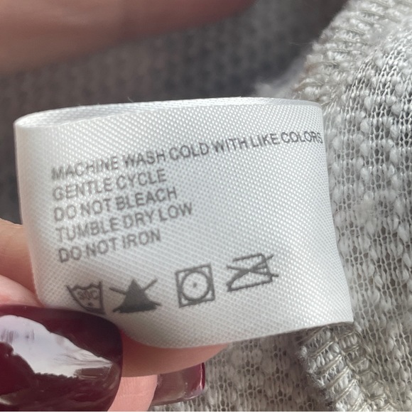 Coffee Shop NY Fuzzy Sherpa Quarter Zip Pullover Women's Size L - Picture 7 of 7